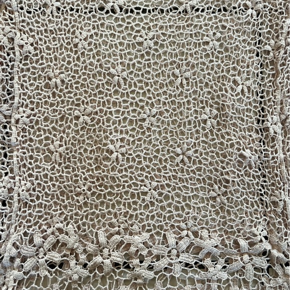 Pale Pink Crochet Top Size Medium - Picture 4 of 4